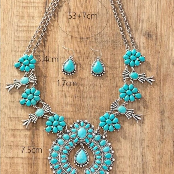 Turquoise Floral Squash Blossom Necklace Set - Women Jewelry - Picture 3 of 3